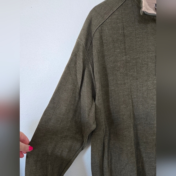 Columbia Olive Green 1/4 Zip Sweater Size XL - Picture 3 of 6